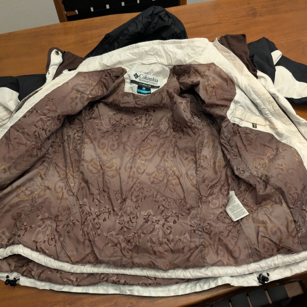 Columbia Black and Cream Hooded Jacket - Picture 3 of 10